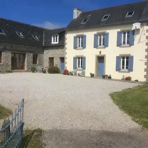 Maison Du Bonheur , Saint-Nic Francia